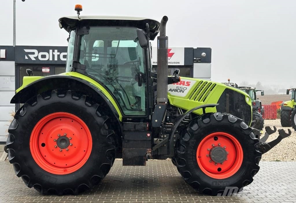 CLAAS Arion 550 Tractors