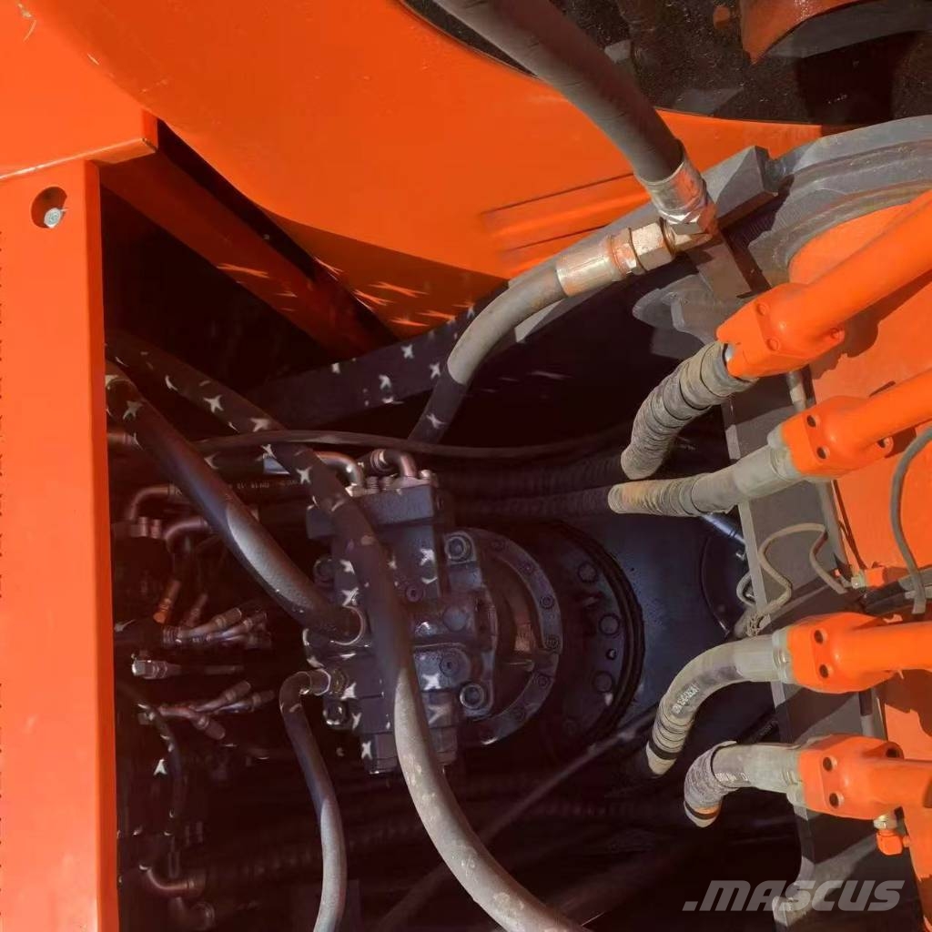 Doosan DX 225 Excavadoras sobre orugas