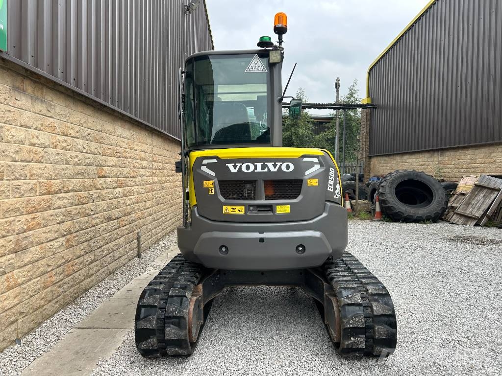 Volvo ECR50D 小型挖掘机