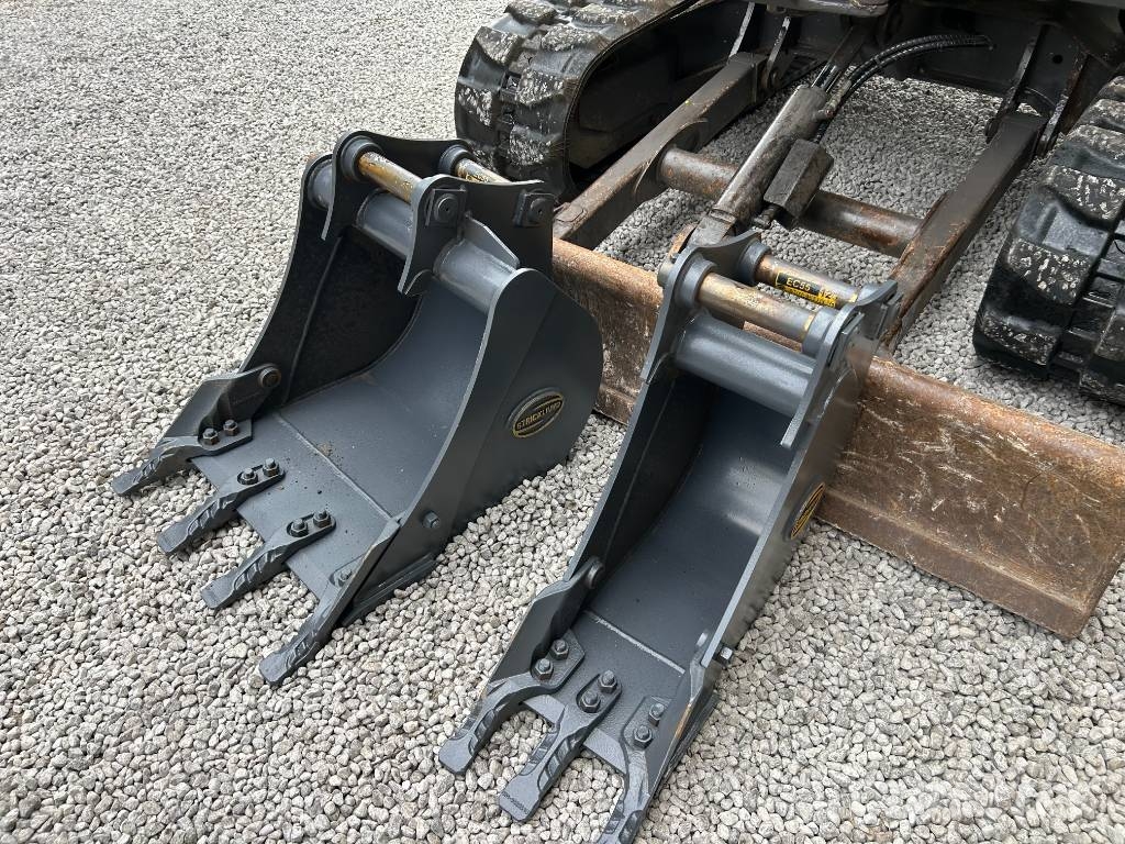 Volvo ECR50D 小型挖掘机