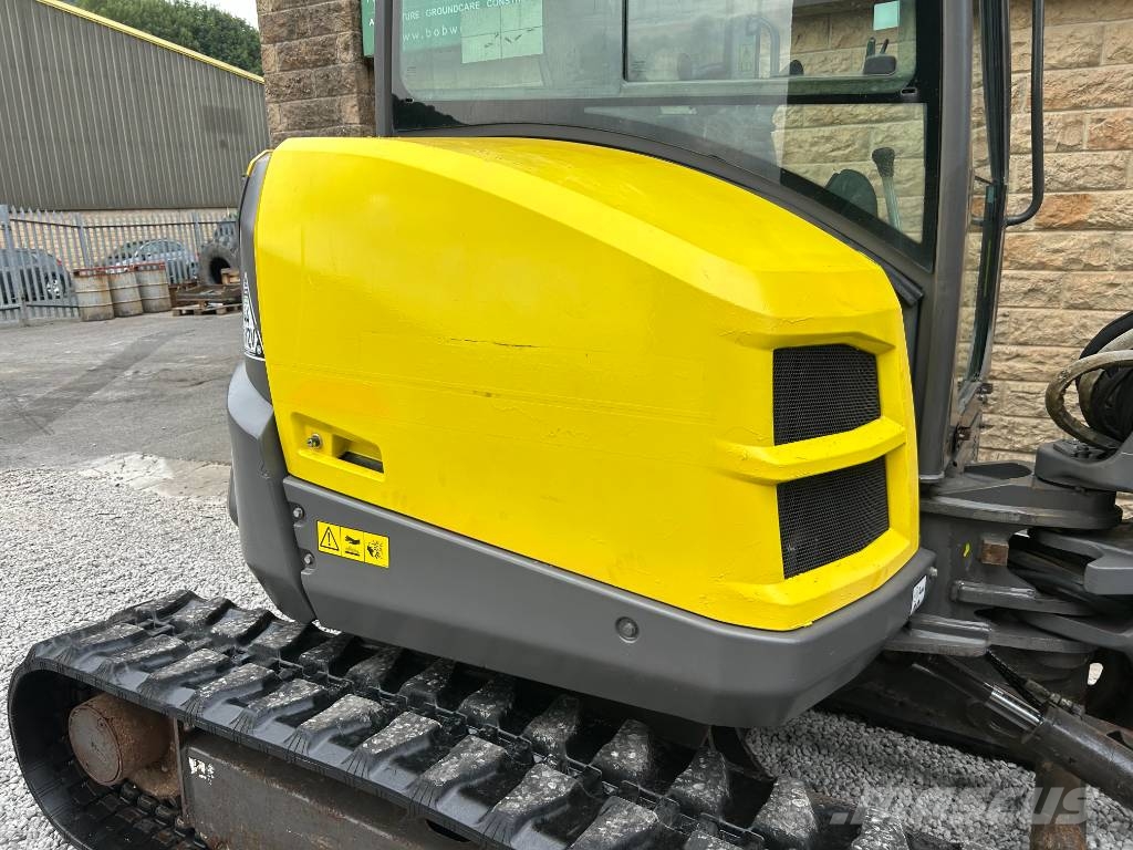 Volvo ECR50D 小型挖掘机