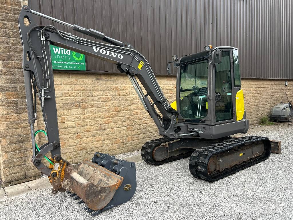 Volvo ECR50D 小型挖掘机