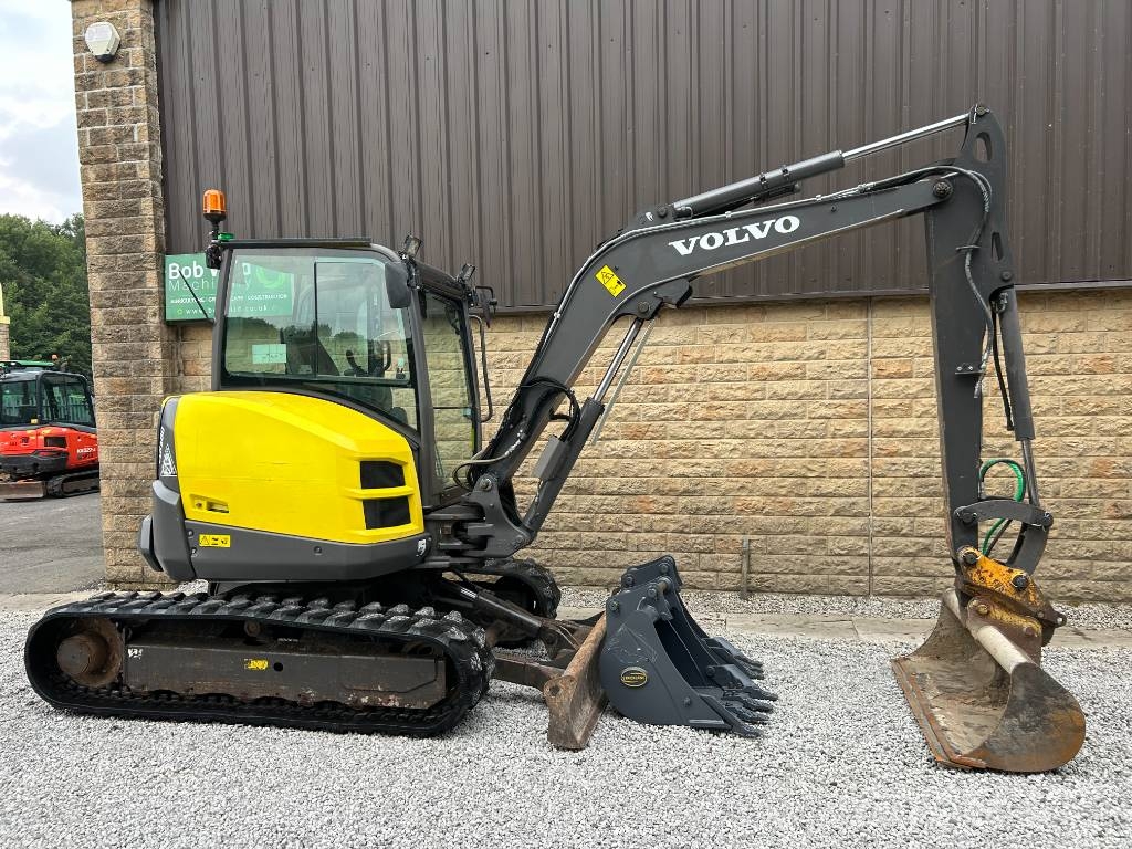 Volvo ECR50D 小型挖掘机