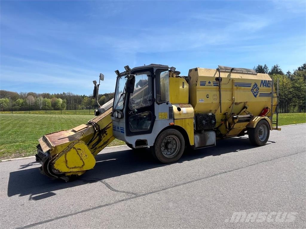 Sgariboldi 2214 4-WS Mešalne hranilnice