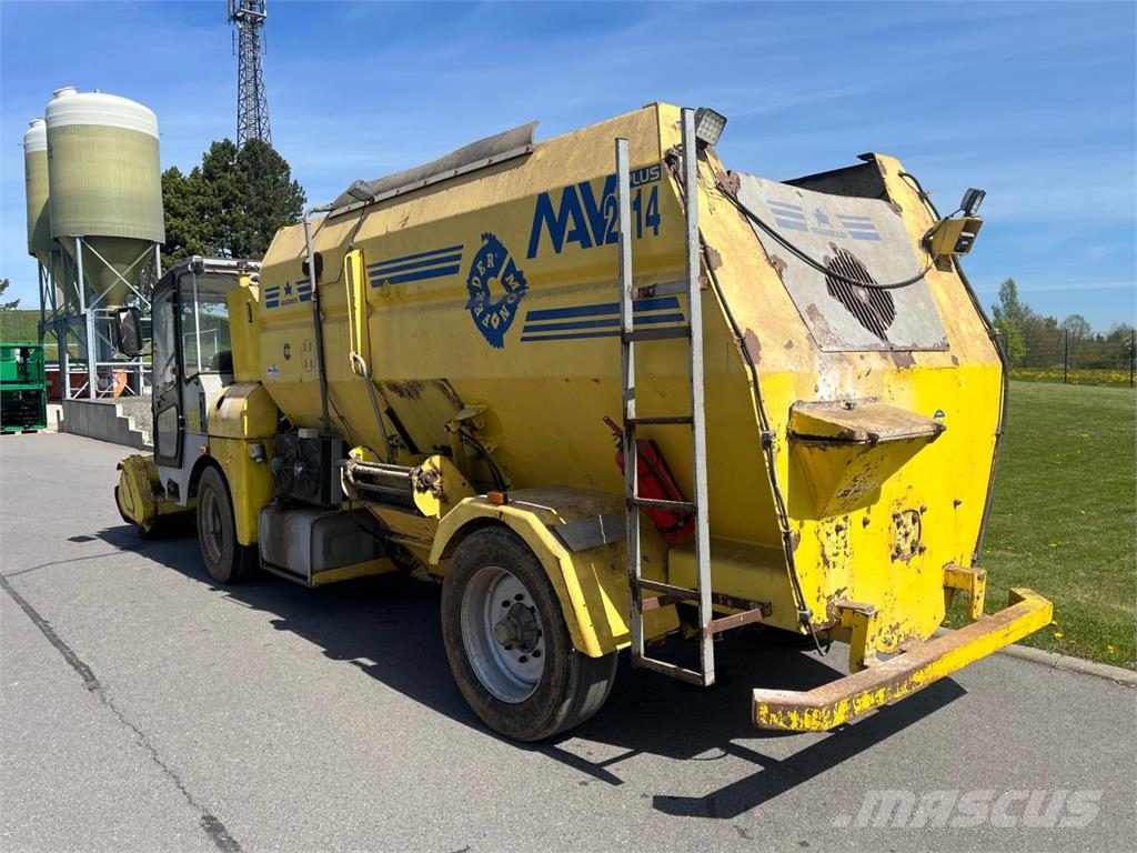 Sgariboldi 2214 4-WS Mešalne hranilnice