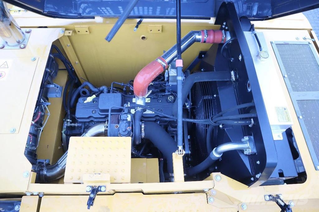 XCMG XE260E | ROTOTILT R8 | CE | CUMMINS STAGE V | WARR Rupsgraafmachines