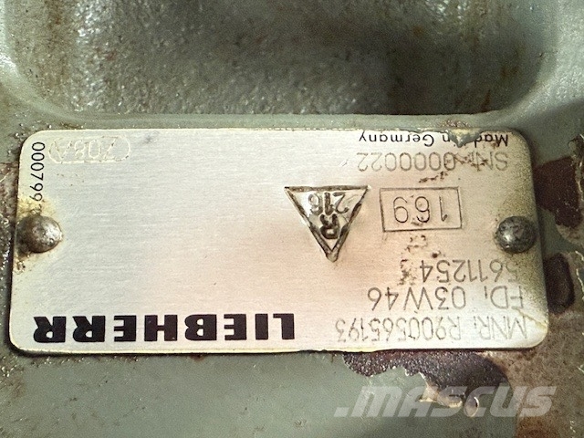 Liebherr R 934 B HYDRAULIC BLOCK هيدروليات