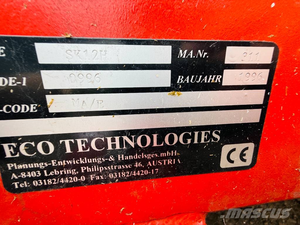  ECO SK12H Kehrmaschine Accesorios para tractores compactos