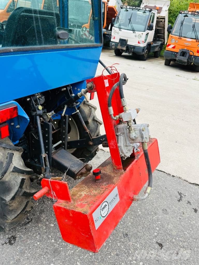  ECO SK12H Kehrmaschine Accesorios para tractores compactos