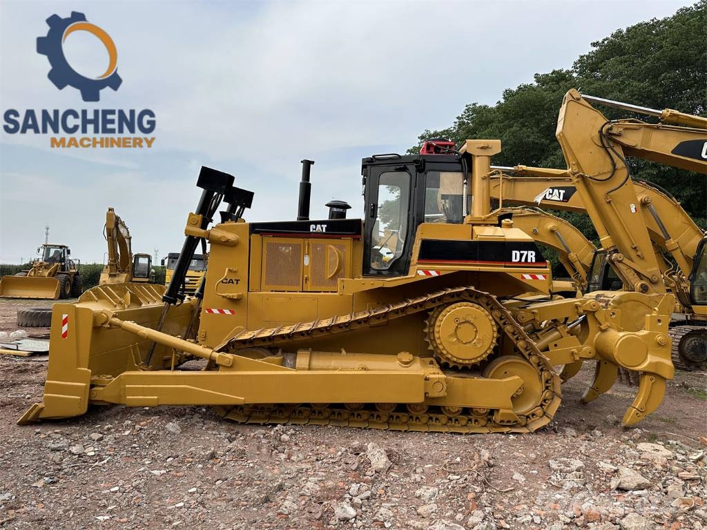 CAT D7R ブルドーザー