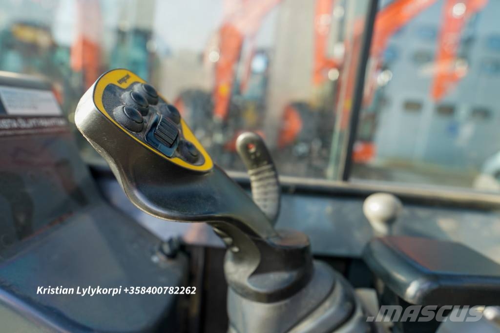 Kobelco SK17SR-3E ENGCONILLA ミニ油圧ショベル 7t以下(ミニユンボ・ミニディガー)