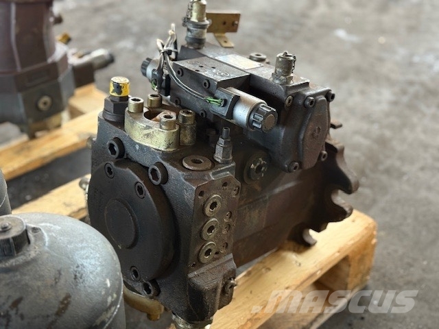 Liebherr L 544 2Plus2 HYDRAULIC PUMP هيدروليات