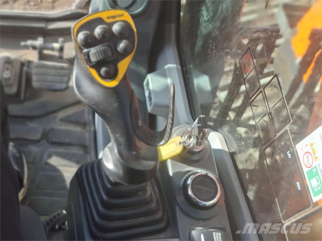 Doosan DX140LCR-5 Telakaivukoneet