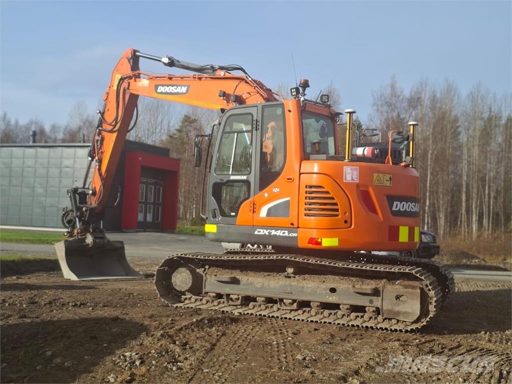 Doosan DX140LCR-5 Telakaivukoneet