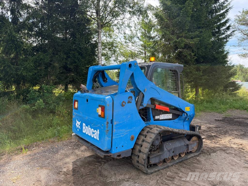 Bobcat T 590 لوادر انزلاقية التوجيه