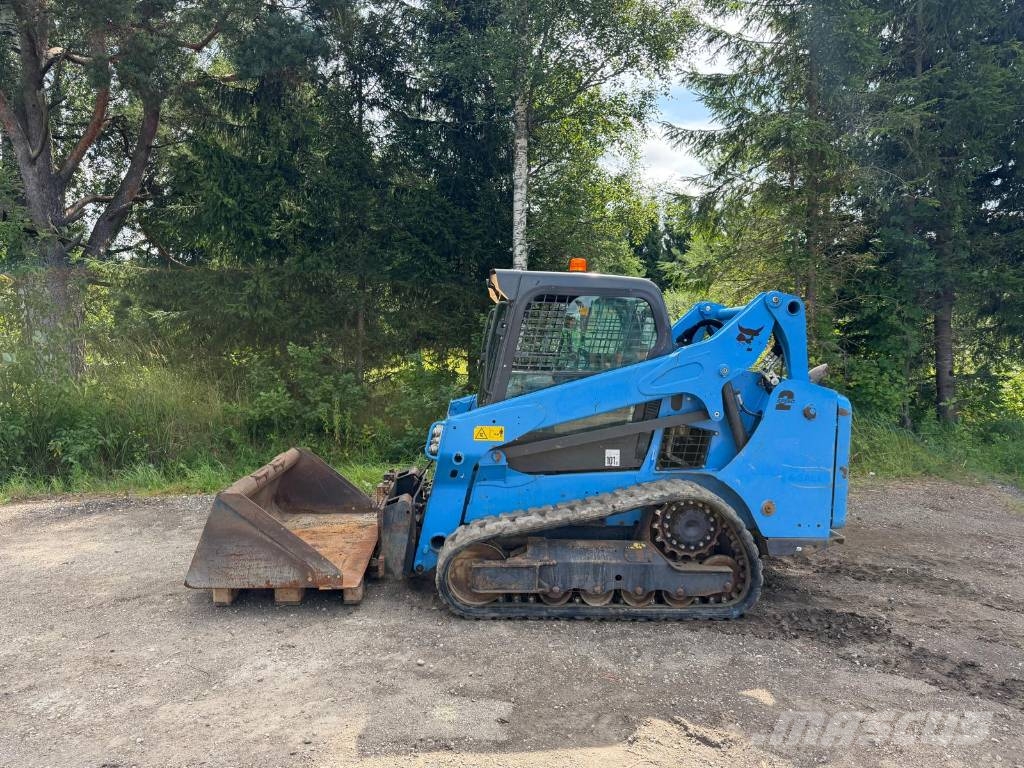 Bobcat T 590 لوادر انزلاقية التوجيه