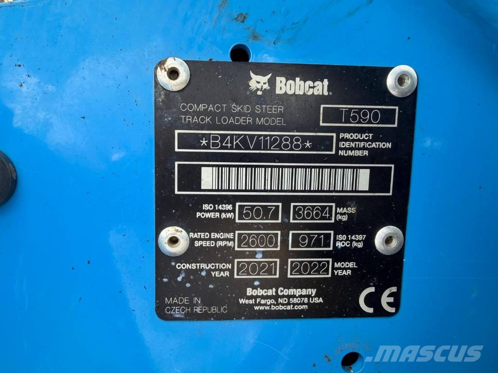 Bobcat T 590 لوادر انزلاقية التوجيه