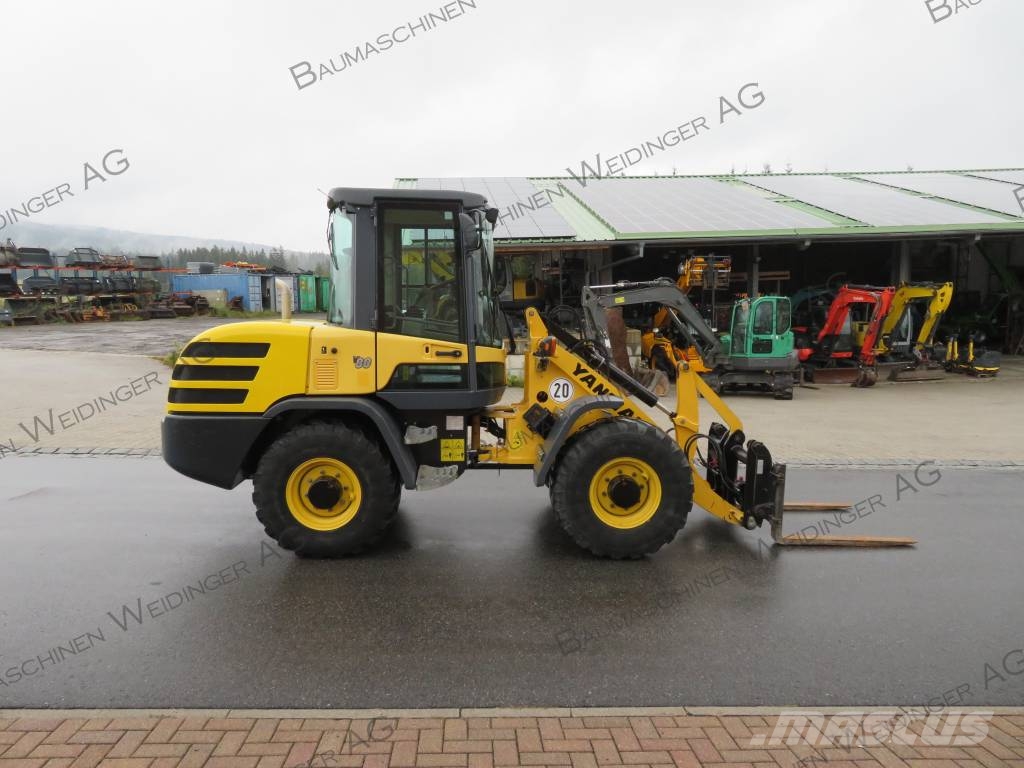 Yanmar V 80 Cargadoras sobre ruedas