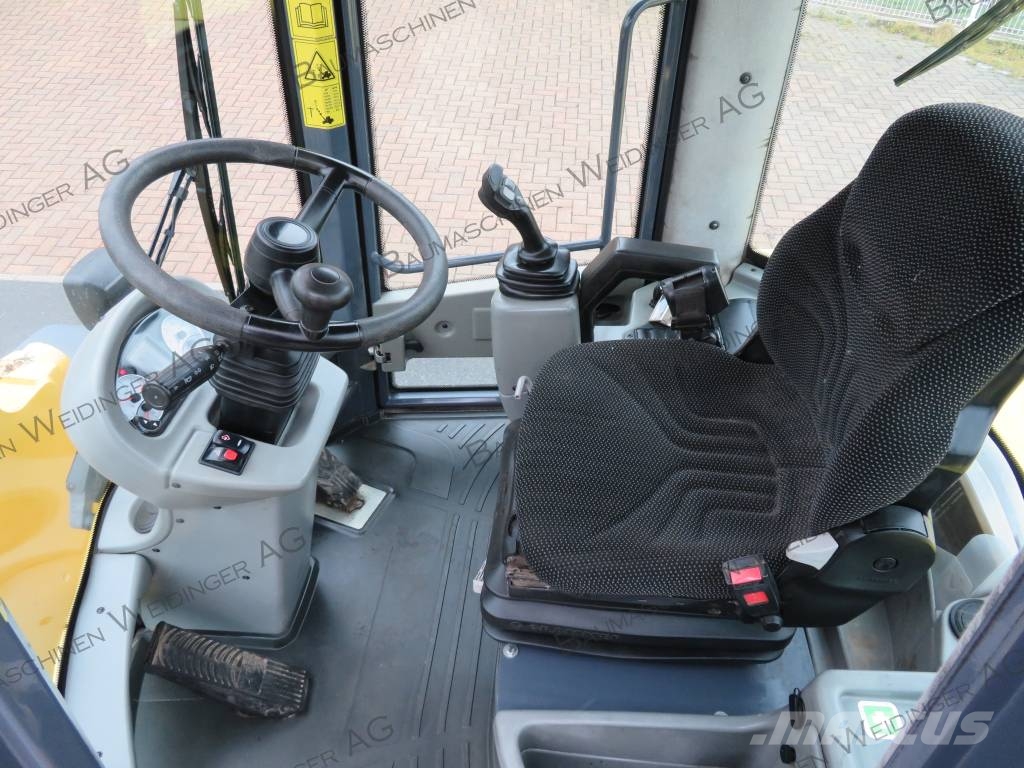 Yanmar V 80 Cargadoras sobre ruedas