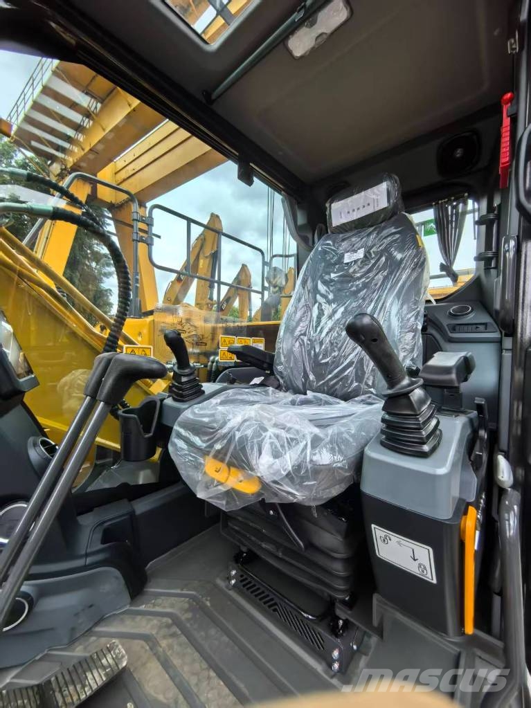 XCMG XE 135 GA Raupenbagger