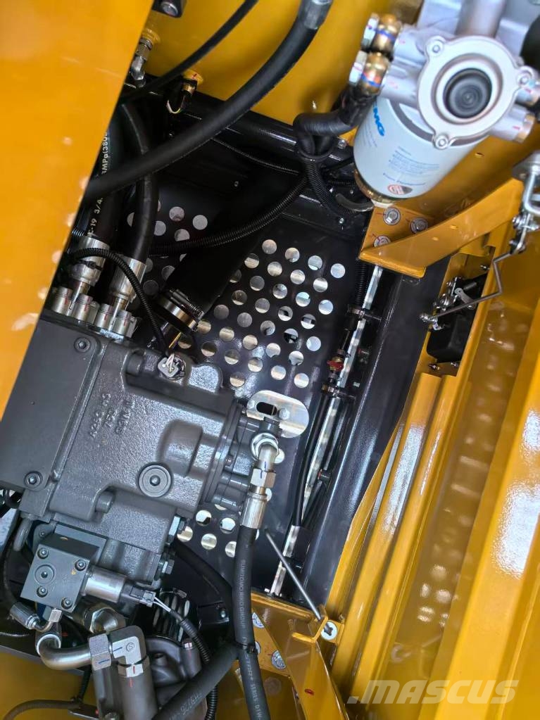 XCMG XE 135 GA Raupenbagger