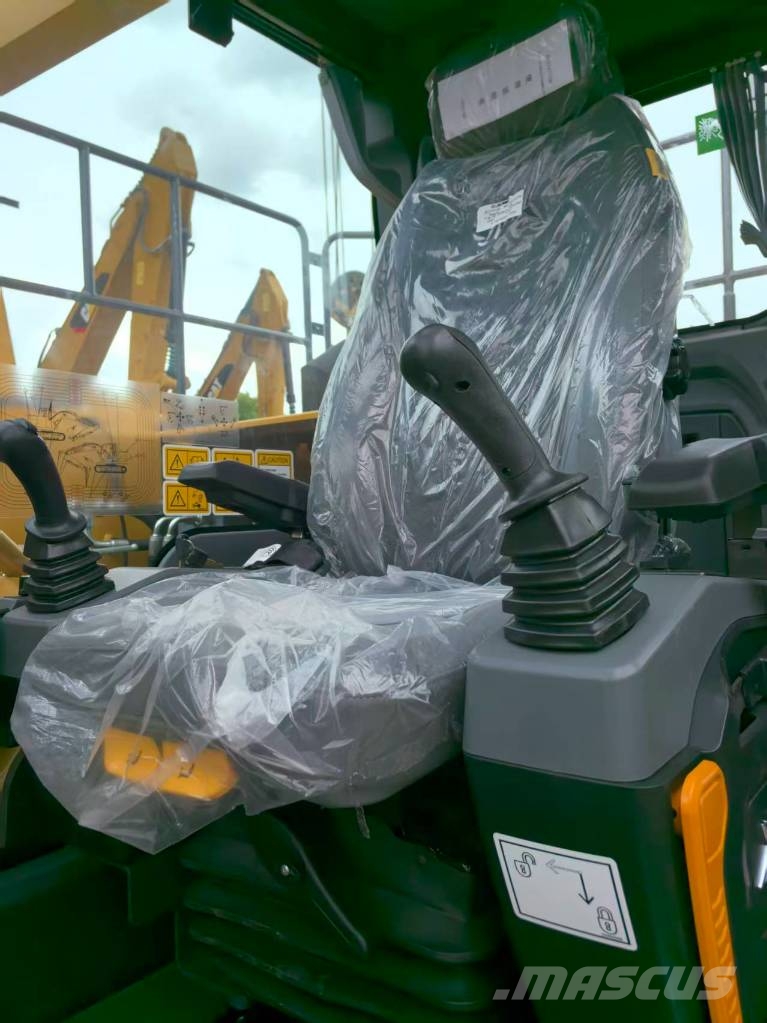 XCMG XE 135 GA Raupenbagger