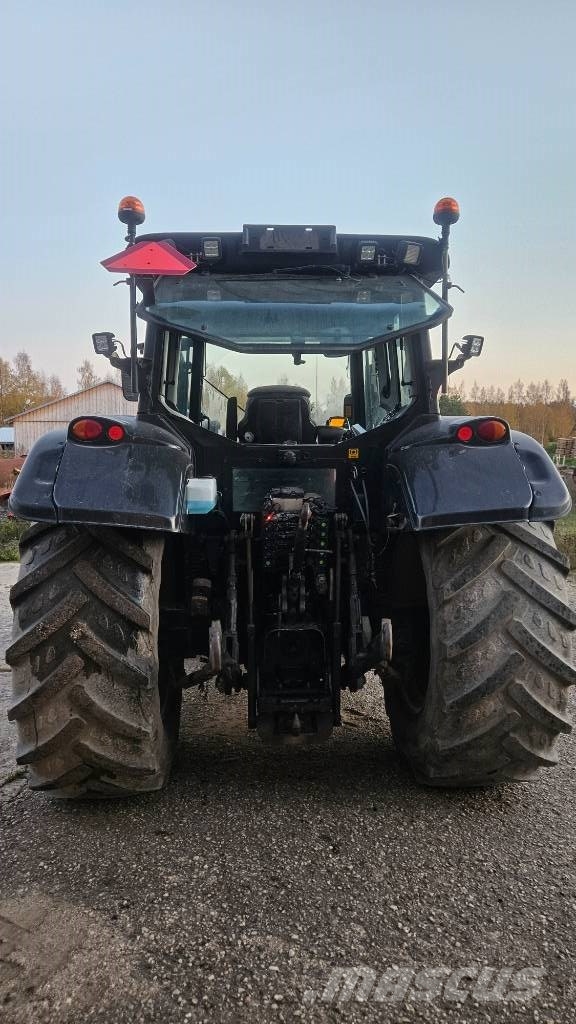 Valtra N 142 Versu 트랙터