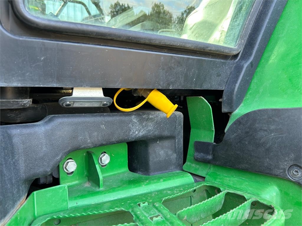 John Deere 6R 250 Traktorji