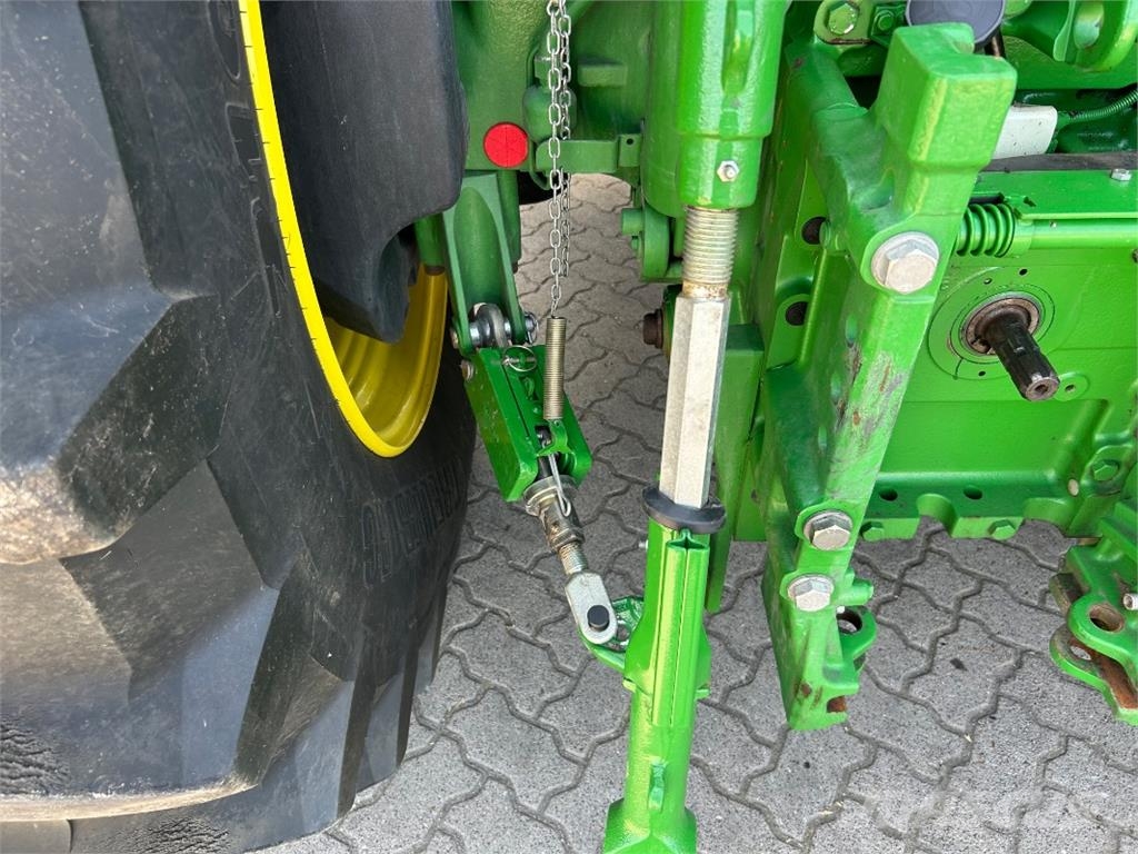 John Deere 6R 250 Traktorji