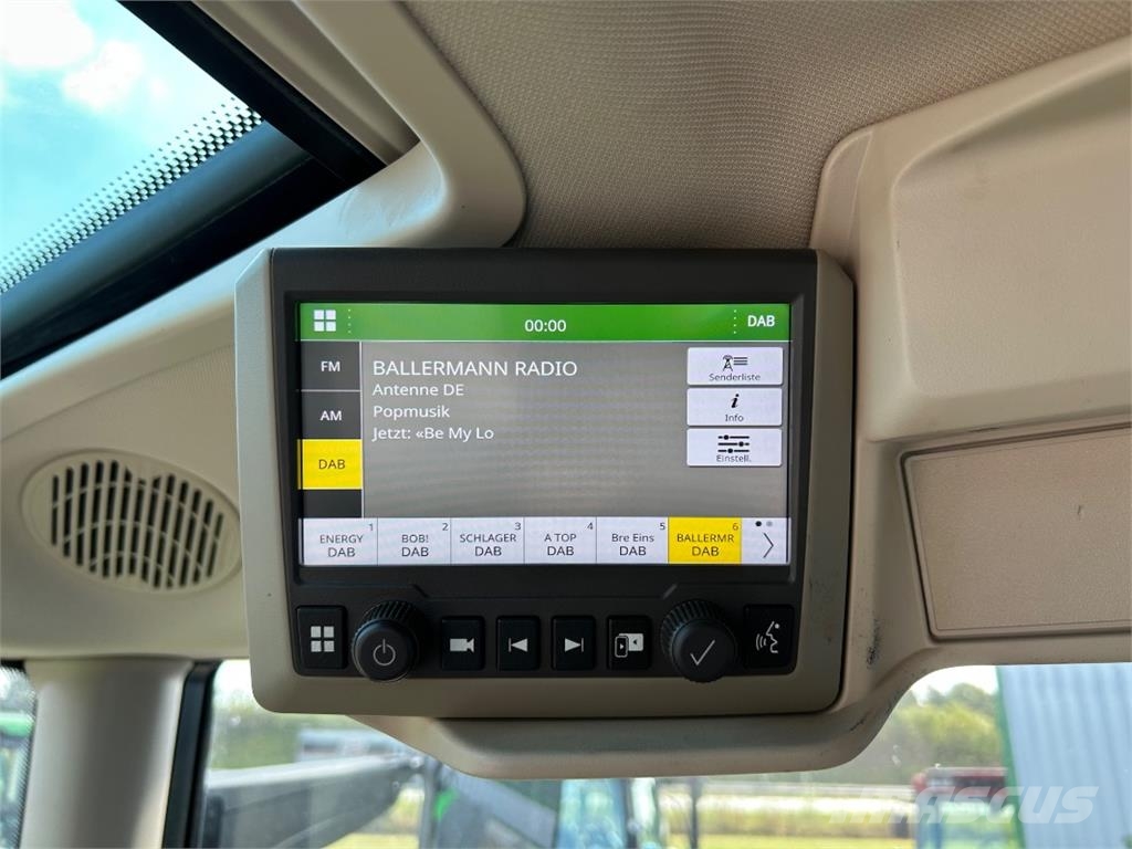 John Deere 6R 250 Traktorji