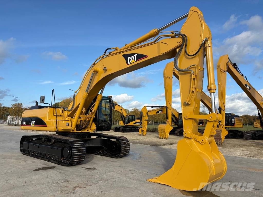 CAT 330 CL Kāpurķēžu ekskavatori