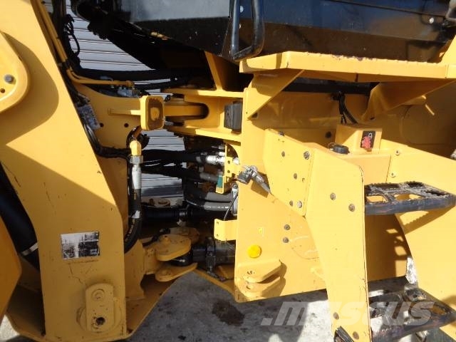 CAT 938M Φορτωτές με λάστιχα (Τροχοφόροι)