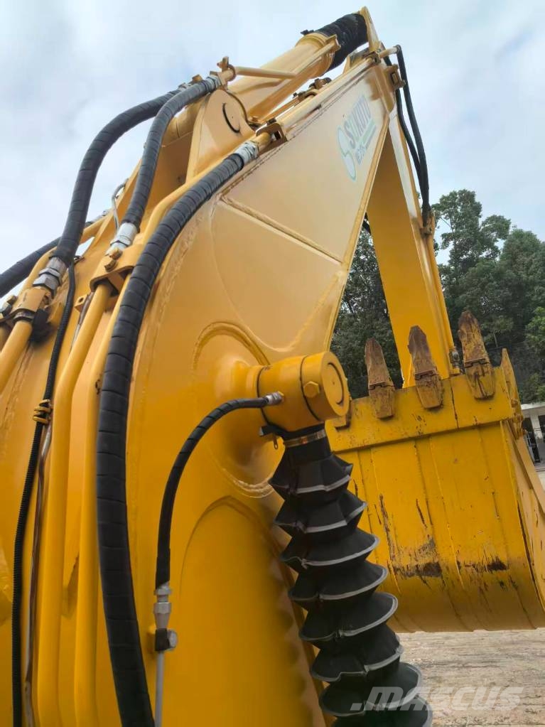 Komatsu PC 130-7 Bagri goseničarji