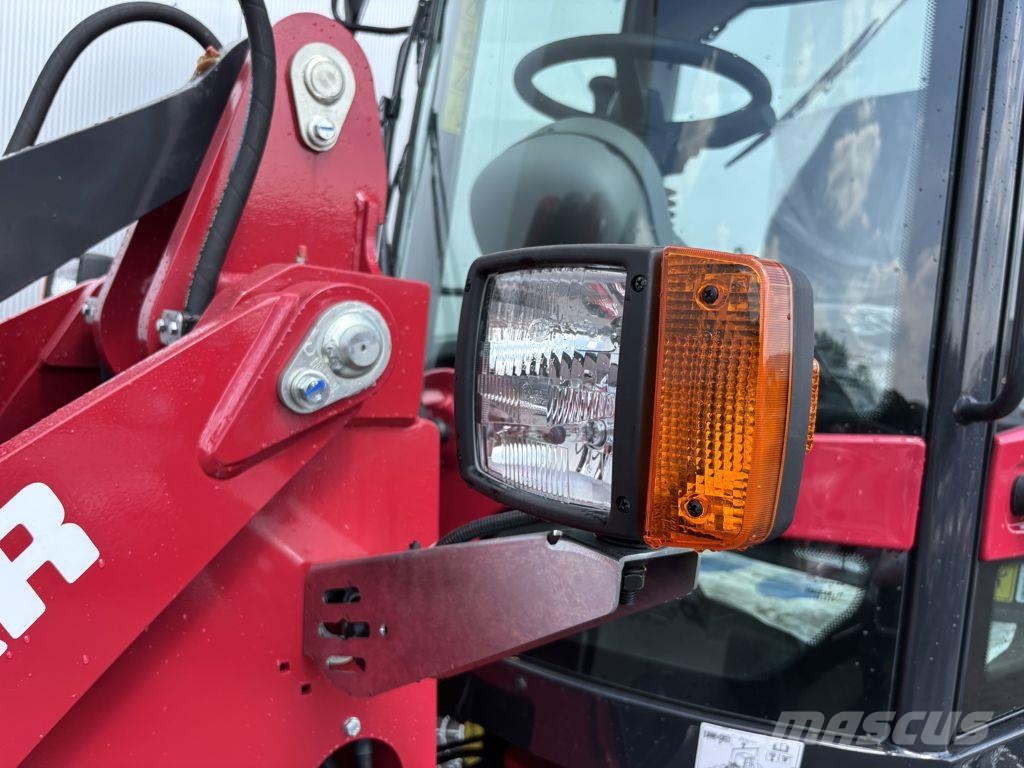 Yanmar V100-5 Cargadoras sobre ruedas