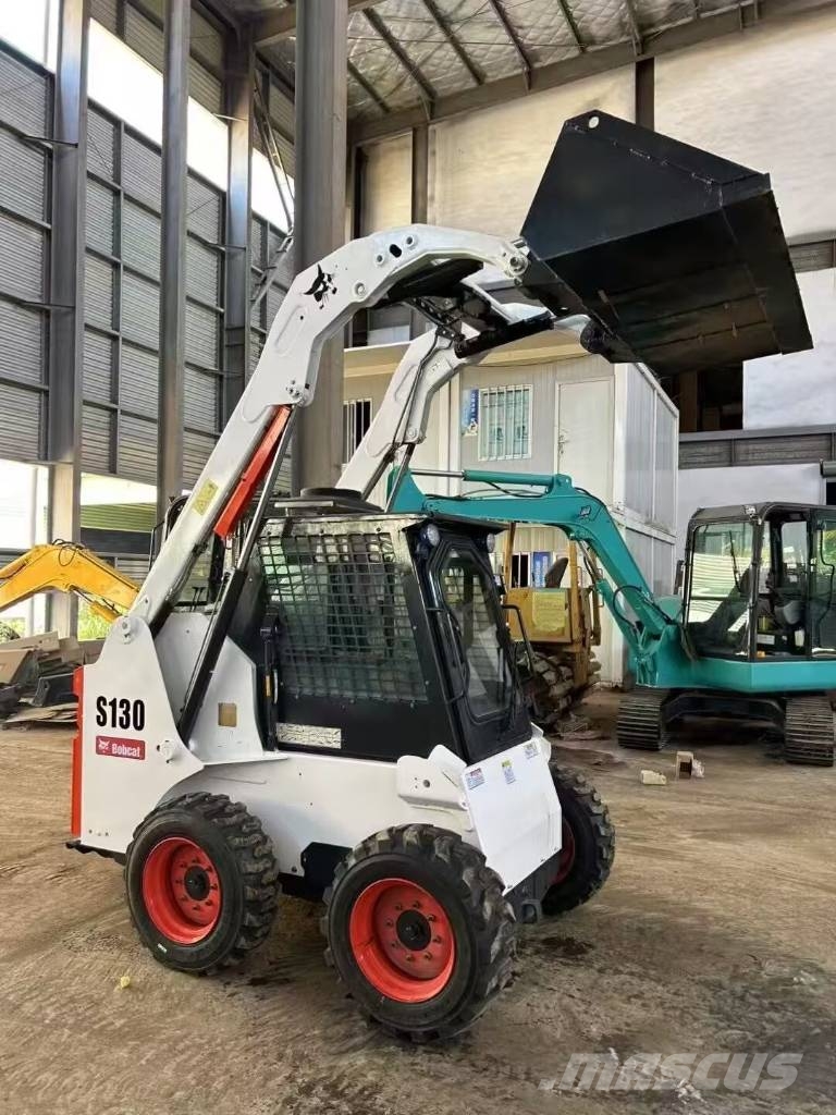 Bobcat S 130 Skid steer loaders