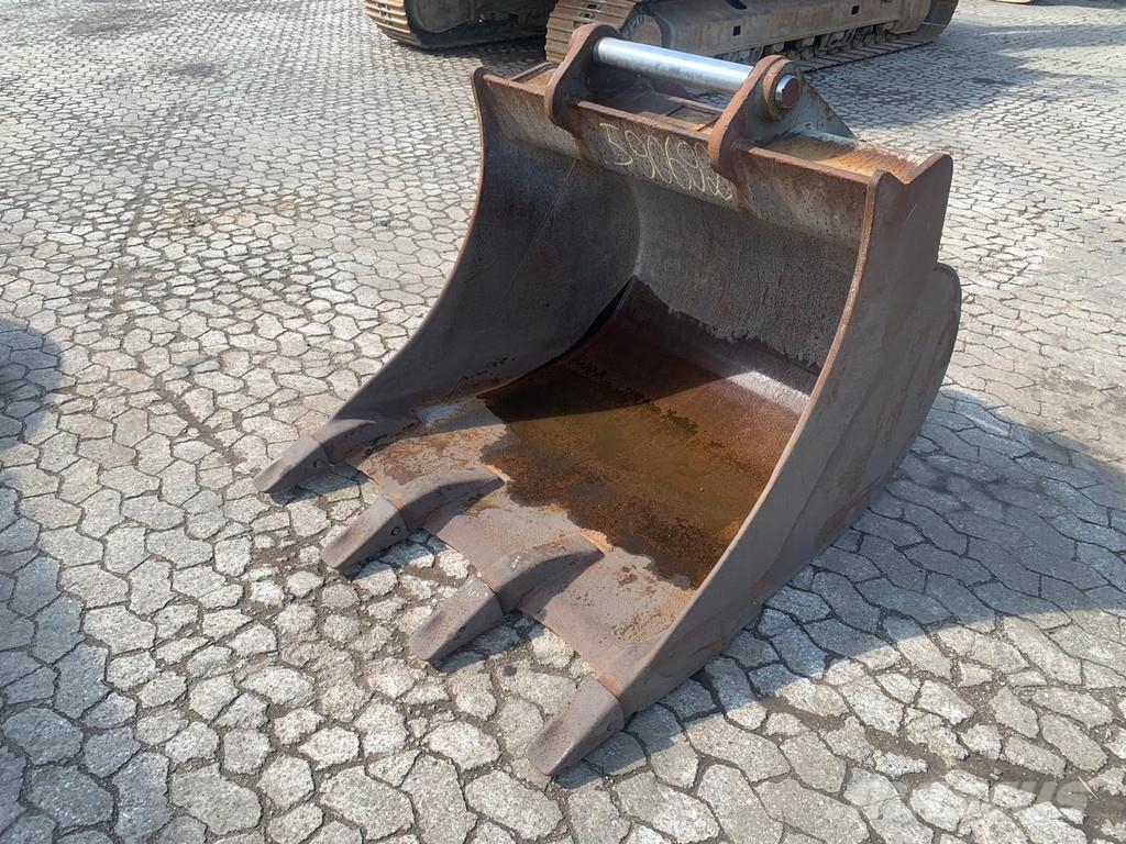 Liebherr SWA48 . Schaufeln