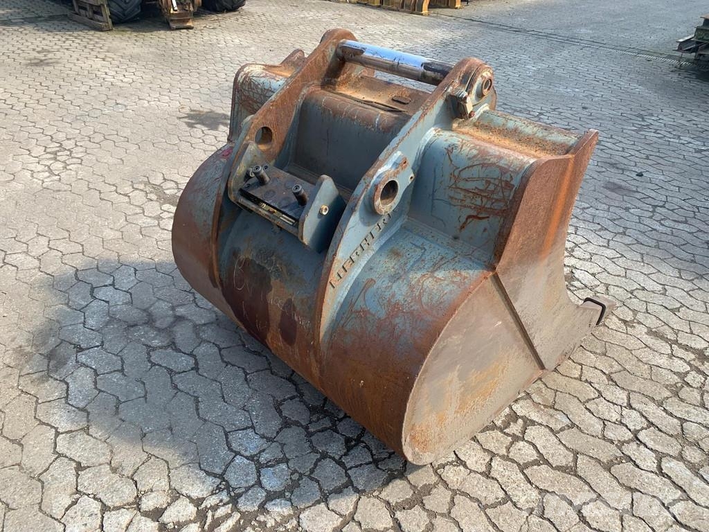 Liebherr SWA48 . Schaufeln