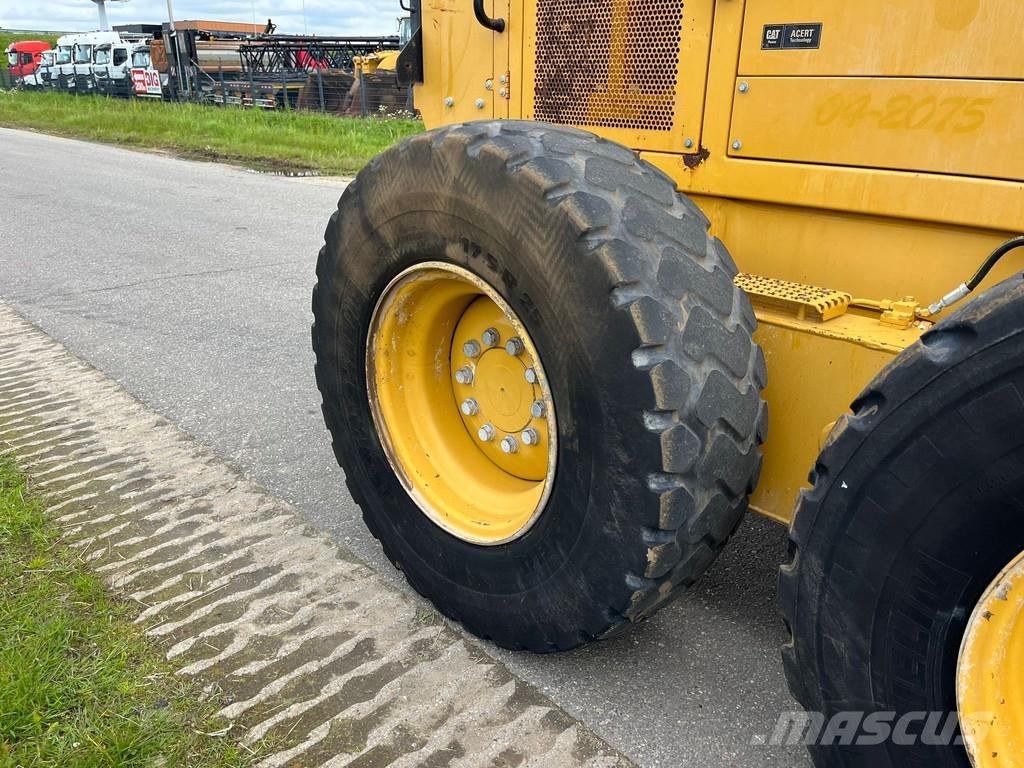 CAT 12M Motor Grader معدات تمهيد الطرق