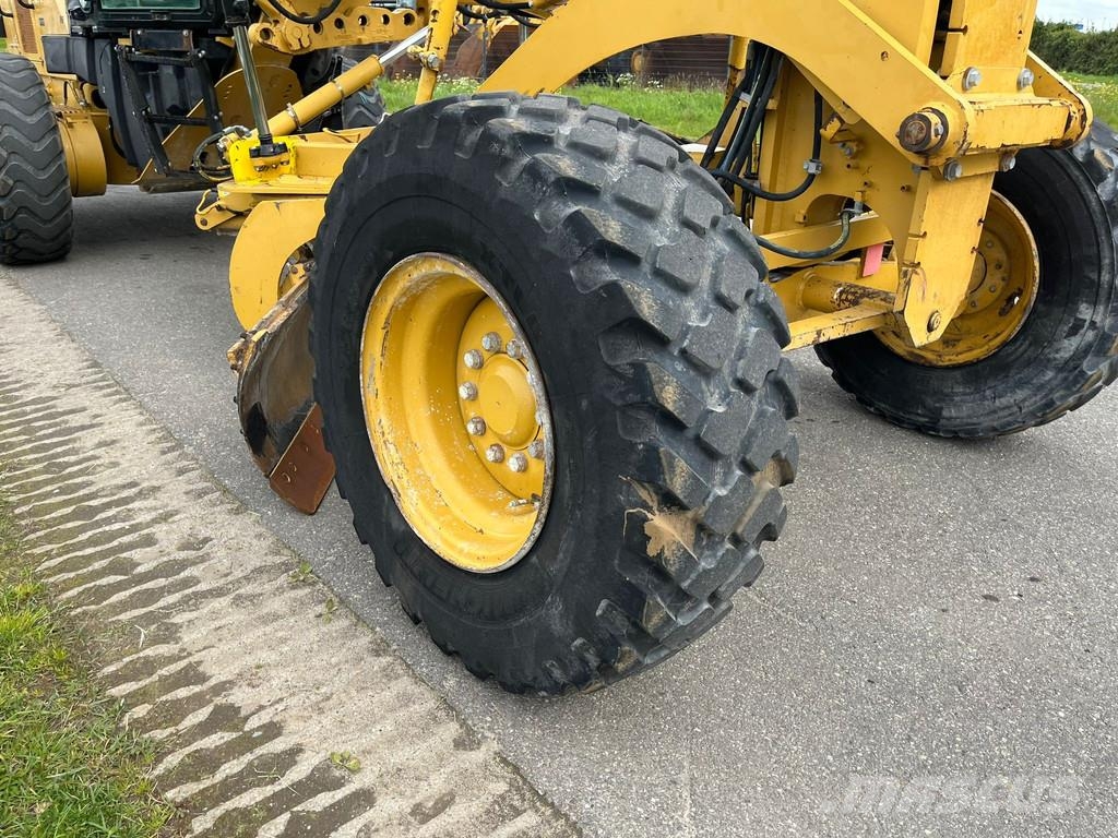 CAT 12M Motor Grader معدات تمهيد الطرق