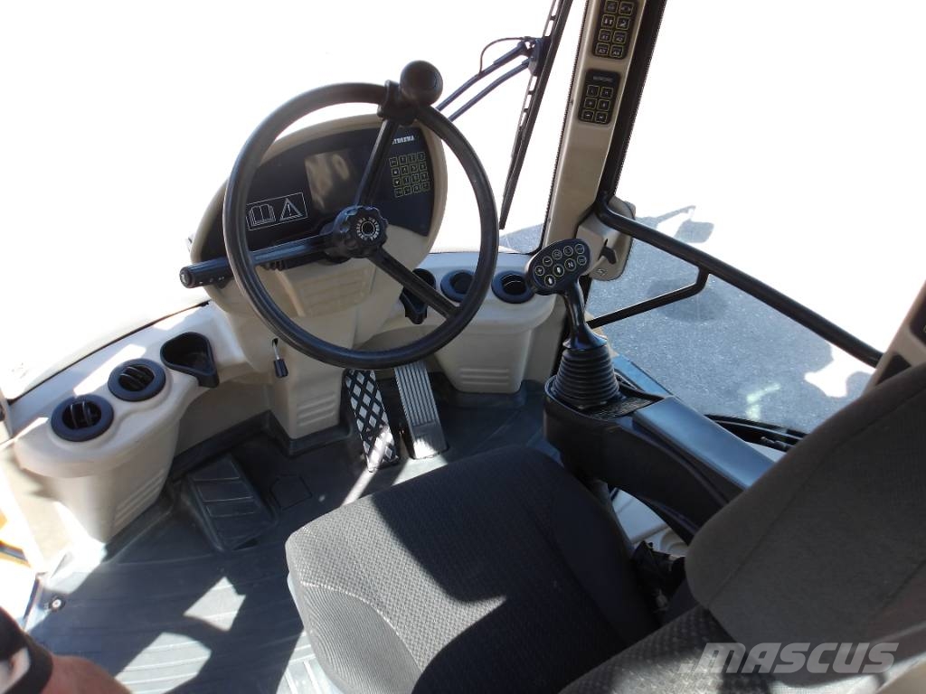 Hydrema 912 FS ساحبات مفصلية