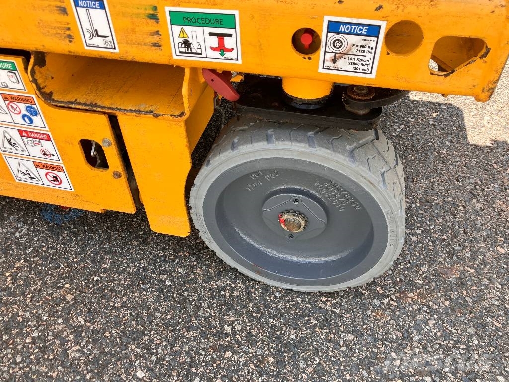 HAULOTTE OPTIMUM8 - NEW BATTERIES NEW WHEELS 가위형 리프트