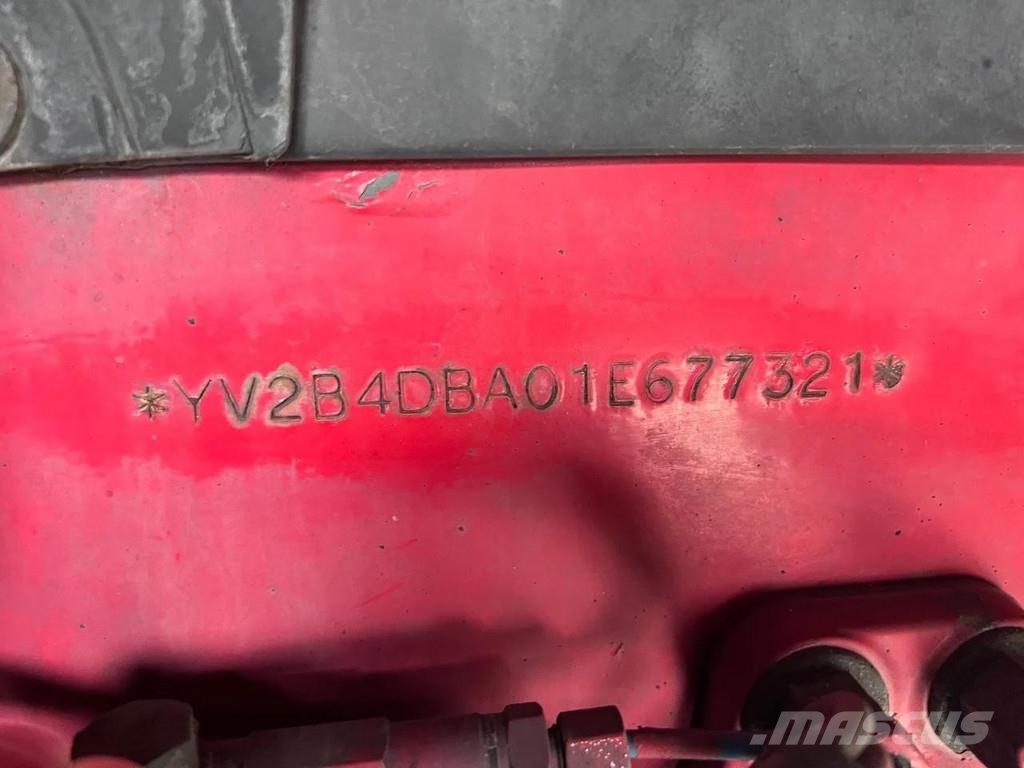Volvo NH 12.460 4X2 - MARGE - EURO 2 Τράκτορες