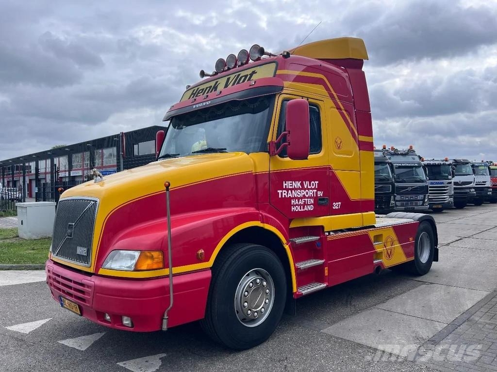 Volvo NH 12.460 4X2 - MARGE - EURO 2 Τράκτορες