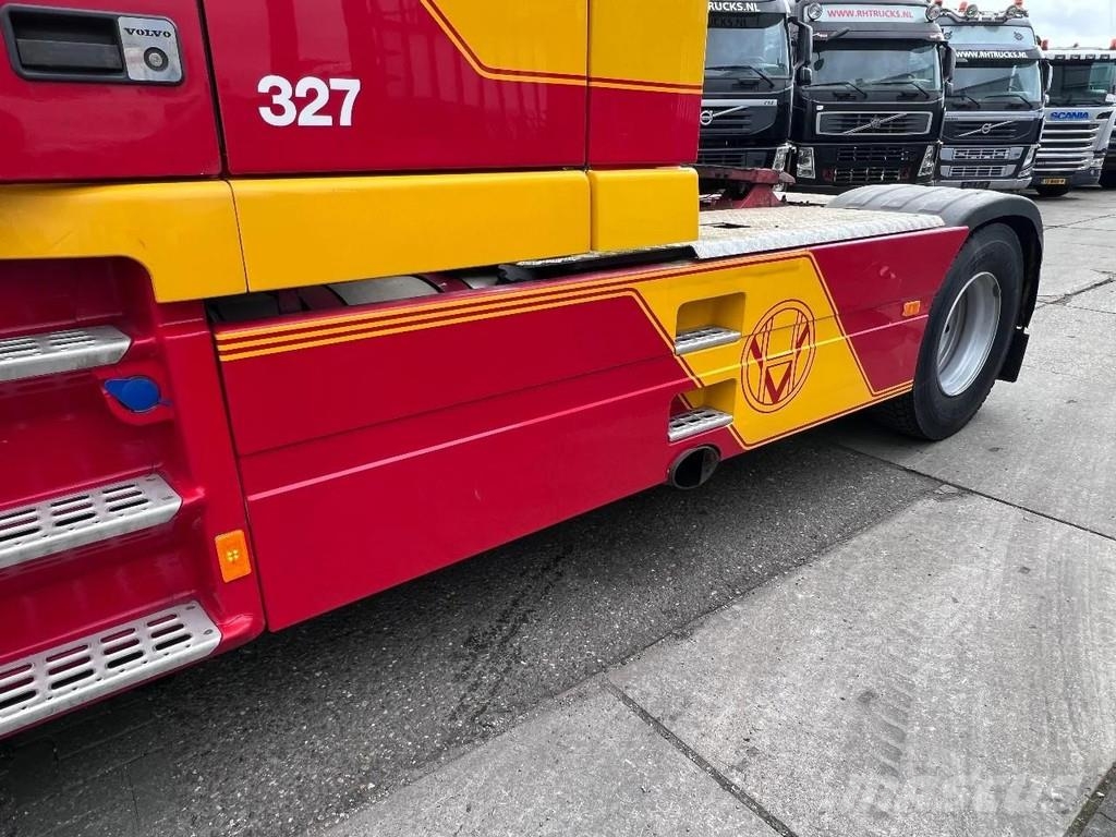 Volvo NH 12.460 4X2 - MARGE - EURO 2 Τράκτορες