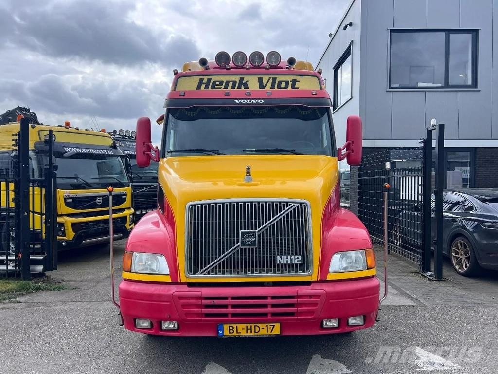 Volvo NH 12.460 4X2 - MARGE - EURO 2 Τράκτορες
