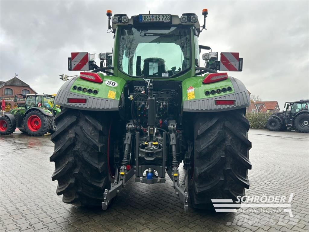 Fendt 728 VARIO GEN7 PROFI PLUS Traktoren