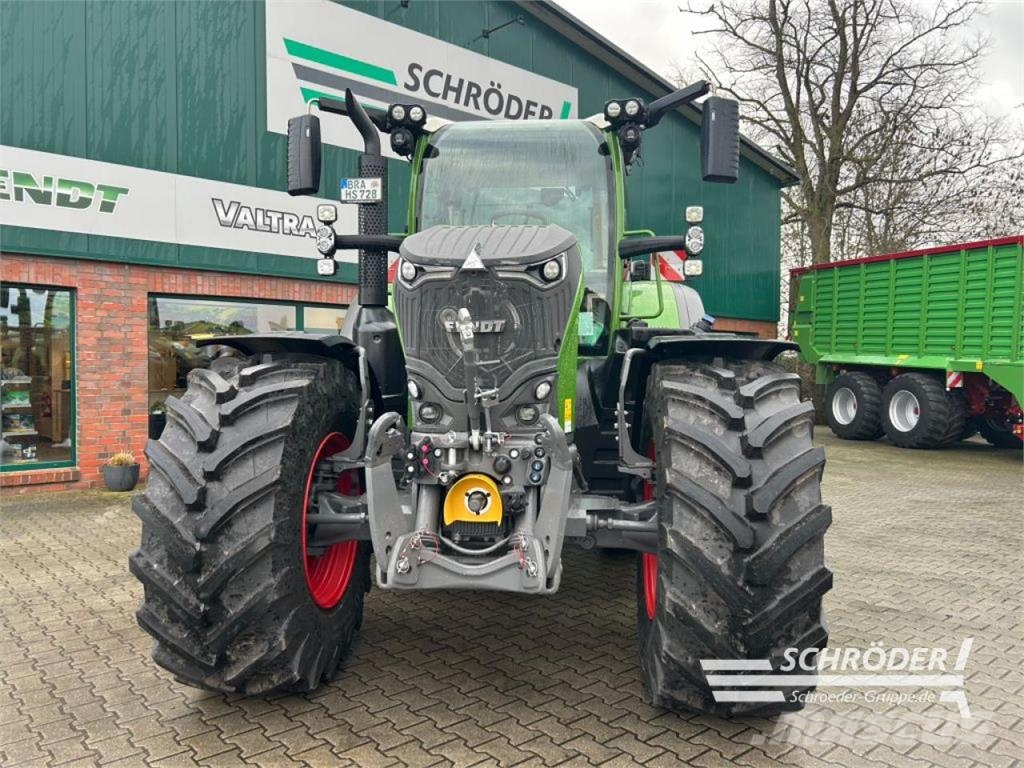 Fendt 728 VARIO GEN7 PROFI PLUS Traktoren