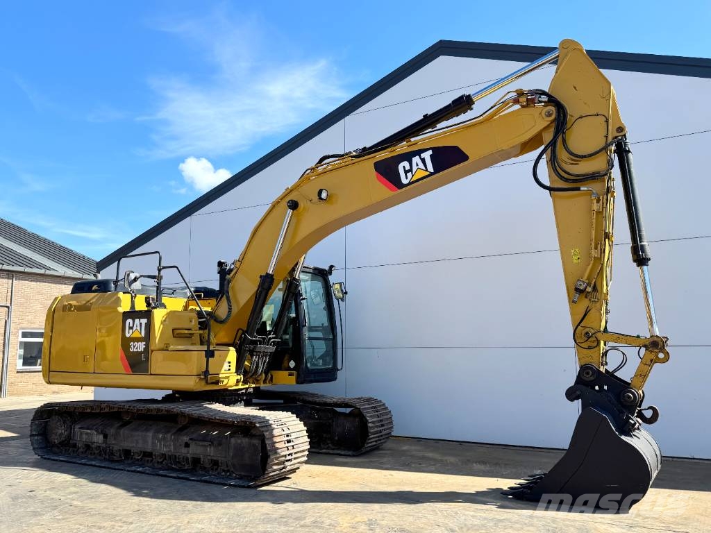 CAT 320FL - Automatic Greasing / Camera Верижен екскаватор