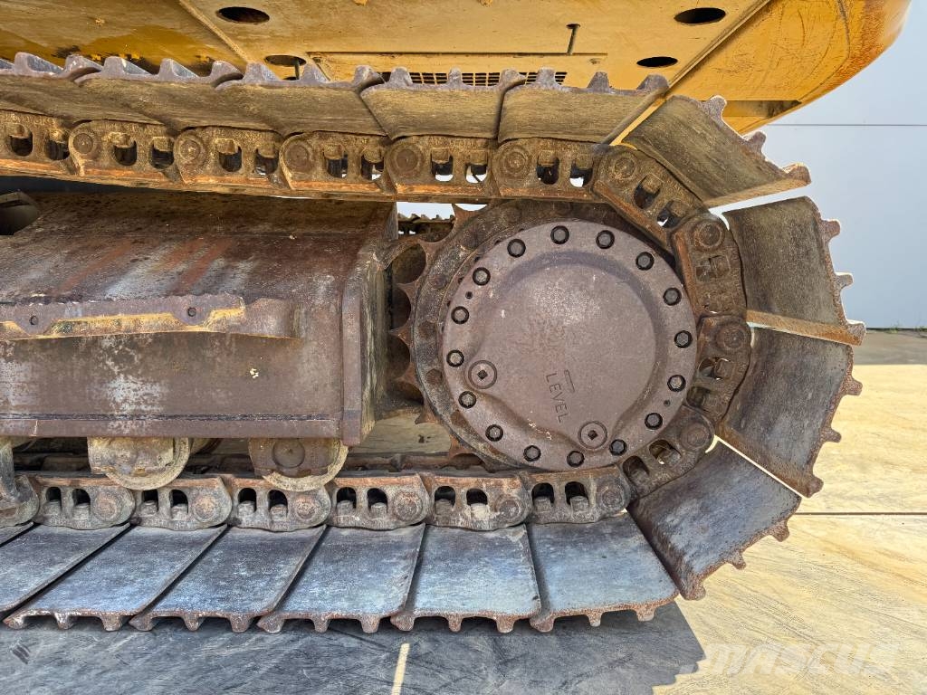 CAT 320FL - Automatic Greasing / Camera Верижен екскаватор