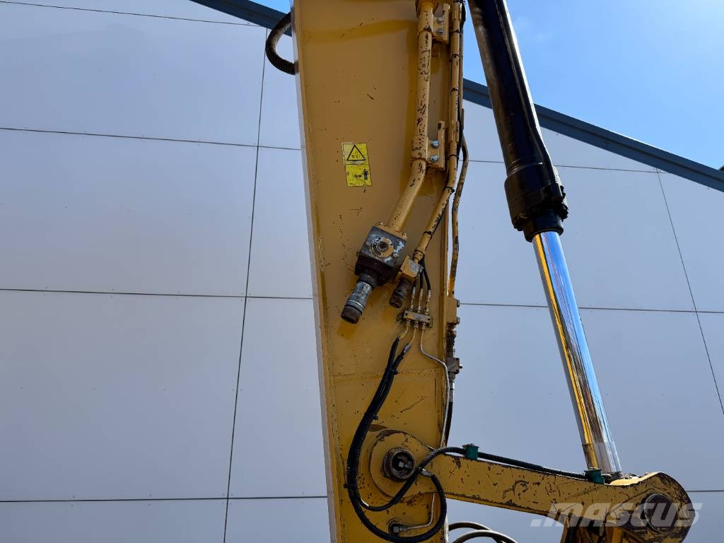 CAT 320FL - Automatic Greasing / Camera Верижен екскаватор